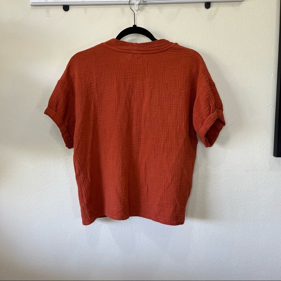 Nation Brand Top Size M, Orange Colored, Light Weight, Super Soft Material - Picture 4 of 5